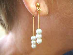 Gold Pearl Earring 