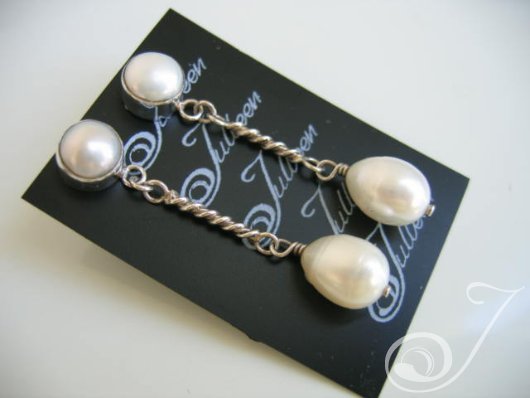 Lily White Earrings E575P-01