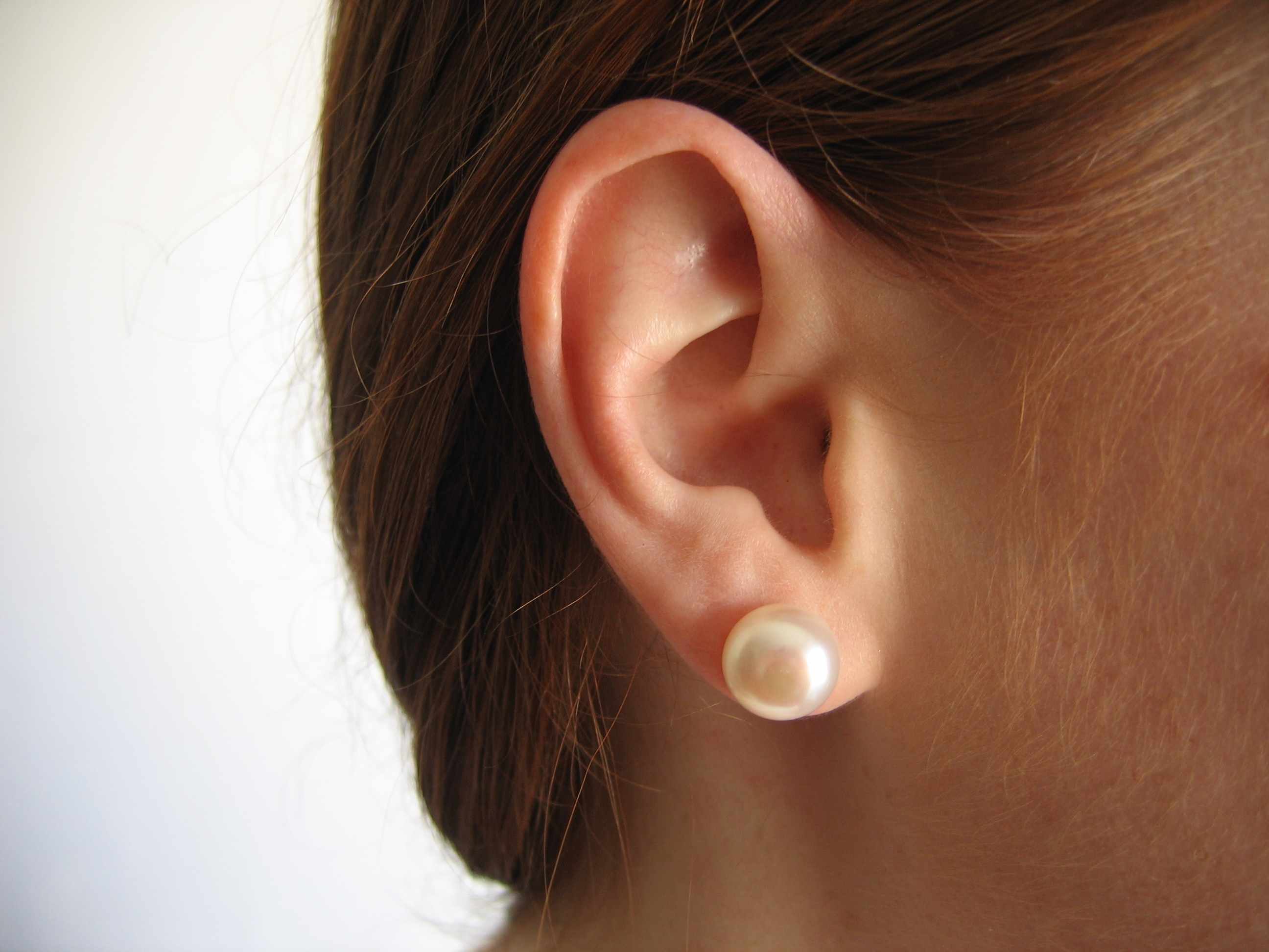 White 11mm Pearl Earrings Studs