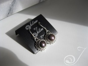 Silver Lace Black Pearl Earring